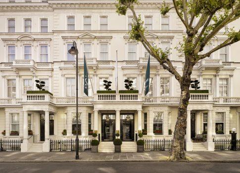 100 Queen’s Gate Hotel London - Curio Collection by Hilton - Front view Entrance